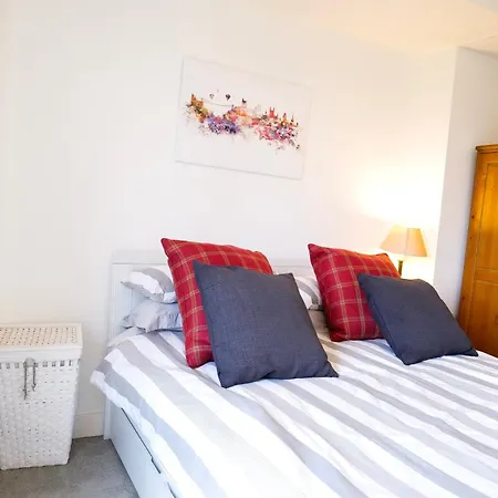 Διαμέρισμα Modern 2-bed - King Bed - Free Parking